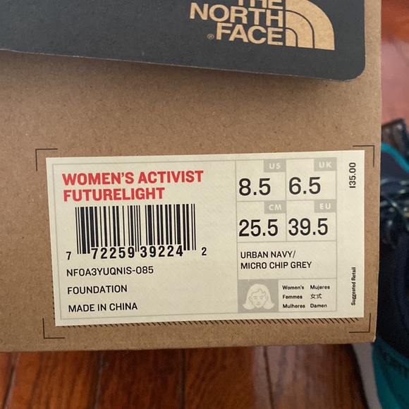 North Face Shoes - Picture 5 of 5